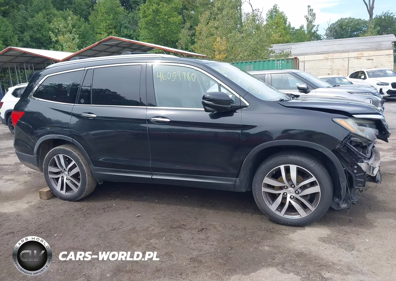 2016 Honda Pilot Touring VIN:5FNYF6H97GB100177 - 12