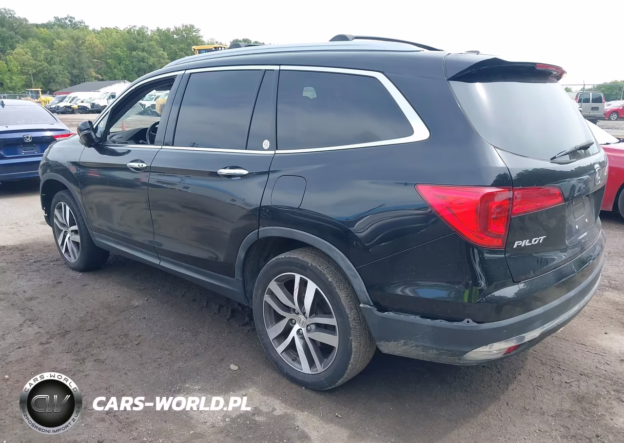2016 Honda Pilot Touring VIN:5FNYF6H97GB100177 - 3