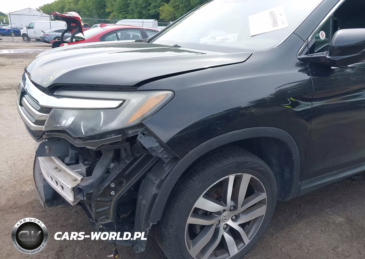 2016 Honda Pilot Touring VIN:5FNYF6H97GB100177 - 6
