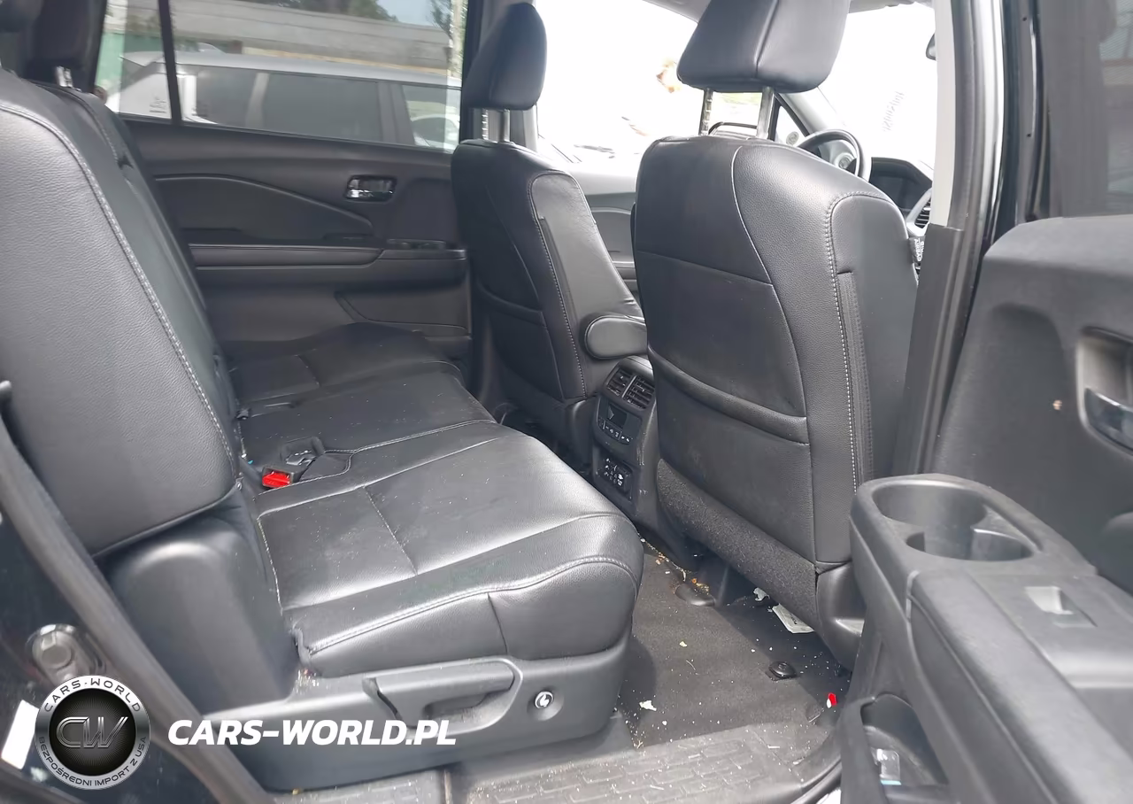 2016 Honda Pilot Touring VIN:5FNYF6H97GB100177 - 8