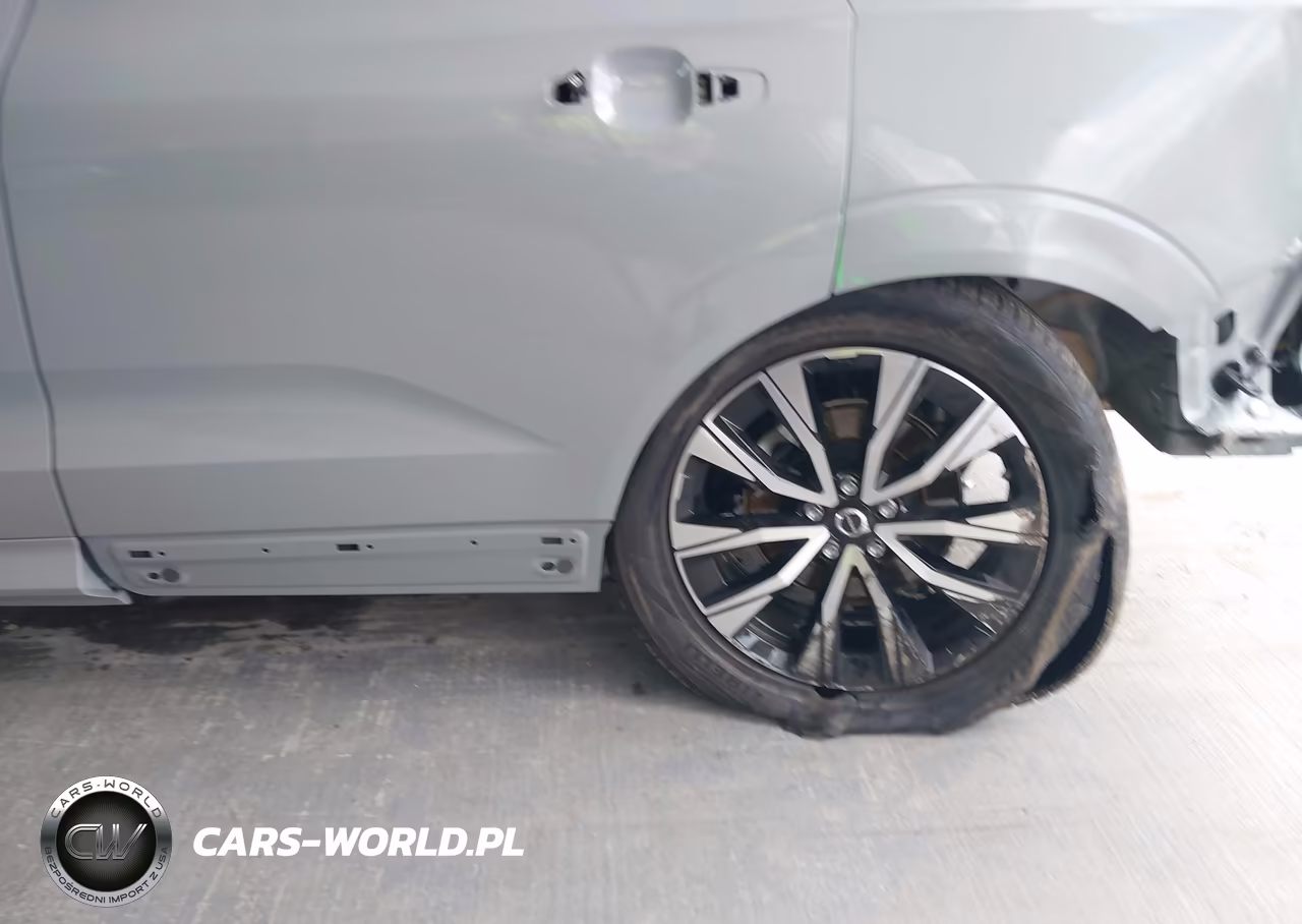 2025 Volvo Xc60 B5 Core VIN:YV4M12RJ5S1178633 - 6