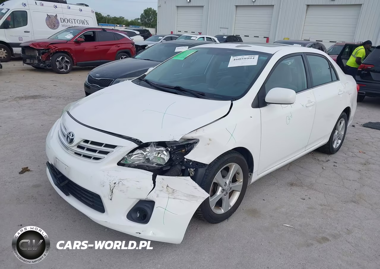 2013 Toyota Corolla Le VIN:5YFBU4EE2DP096055 - 2