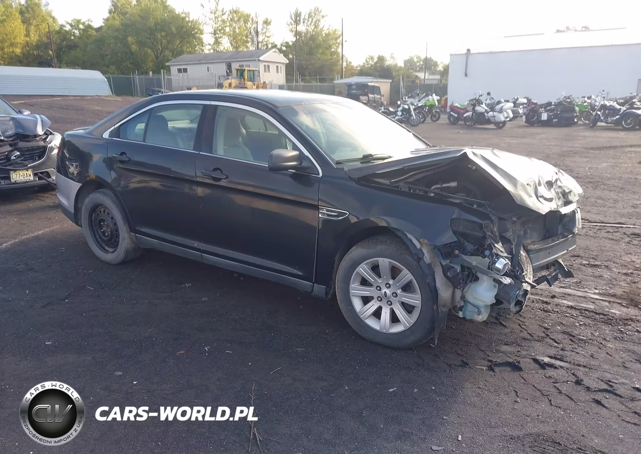 2010 Ford Taurus Se
