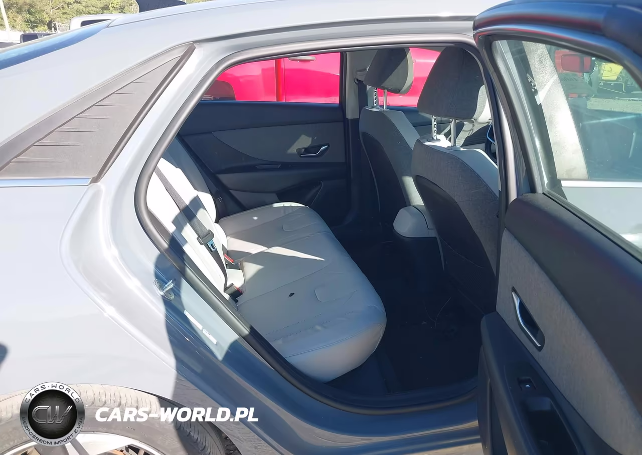 2021 Hyundai Elantra Limited VIN:KMHLP4AG1MU172589 - 8