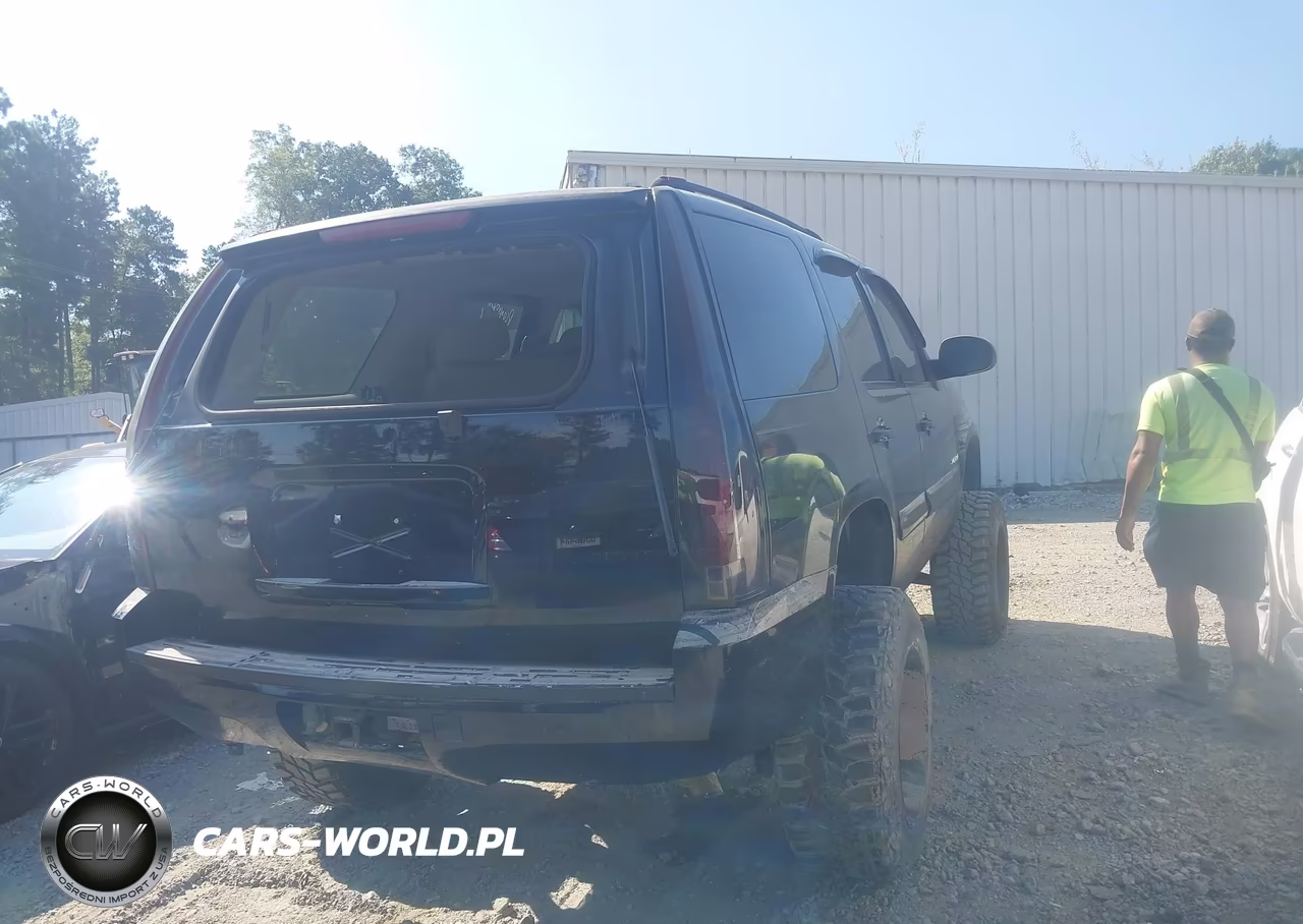 2007 GMC Yukon Sle VIN:1GKFC13057R249469 - 4