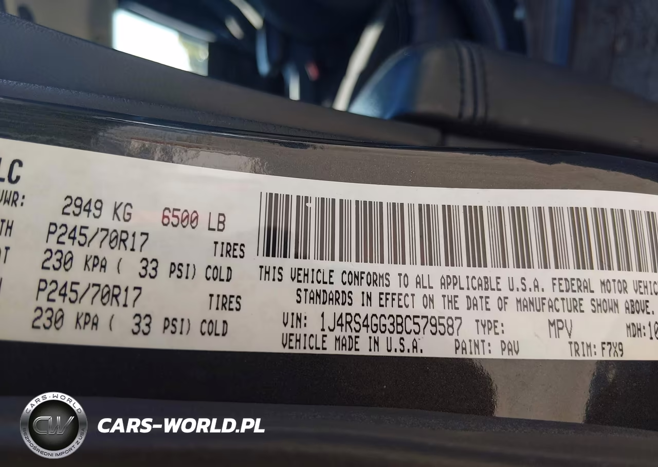 2011 Jeep Grand Cherokee Laredo VIN:1J4RS4GG3BC579587 - 9