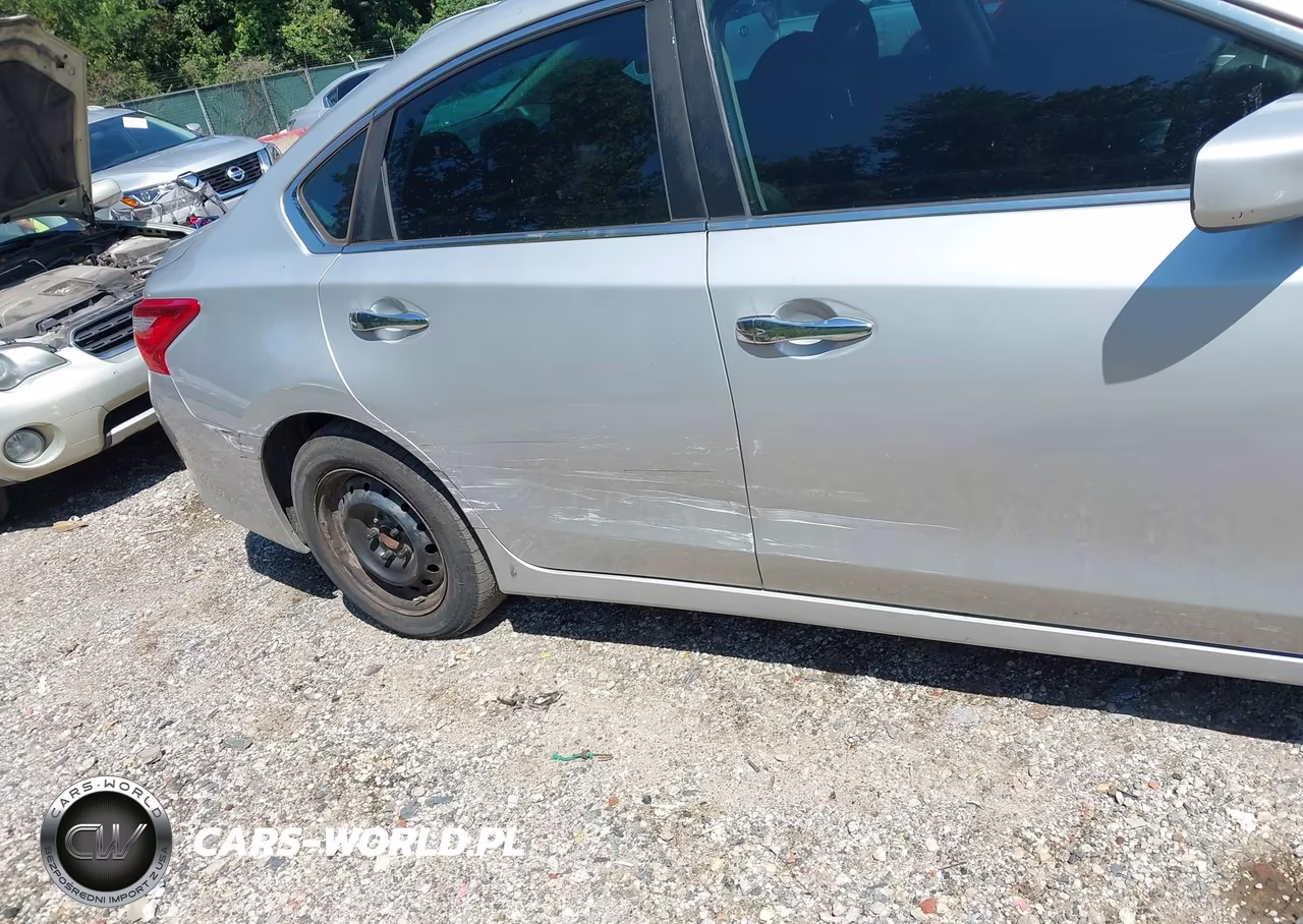 2017 Nissan Altima 2.5 S VIN:1N4AL3AP6HC157380 - 14