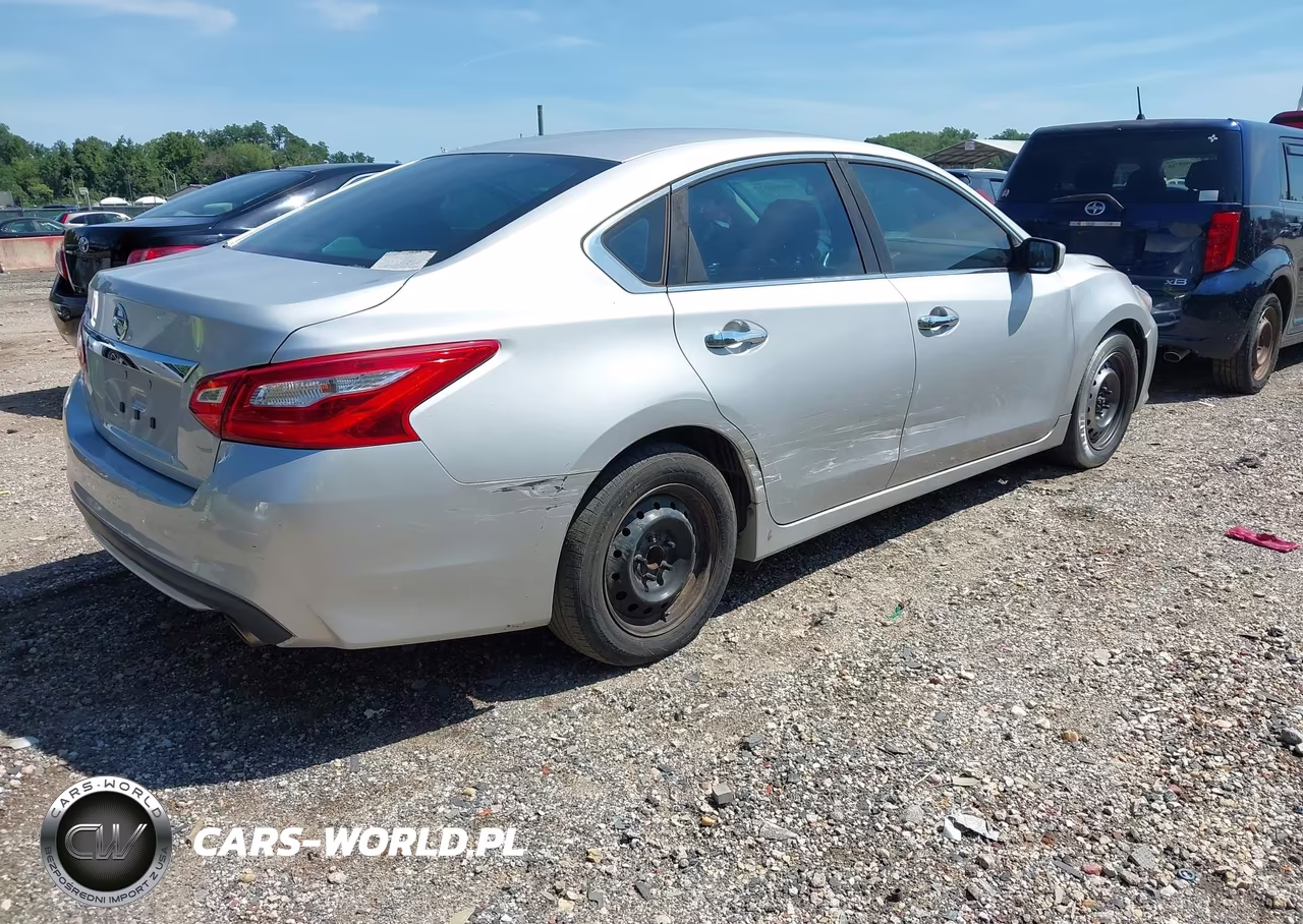 2017 Nissan Altima 2.5 S VIN:1N4AL3AP6HC157380 - 4