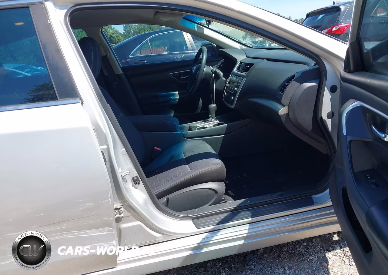 2017 Nissan Altima 2.5 S VIN:1N4AL3AP6HC157380 - 5