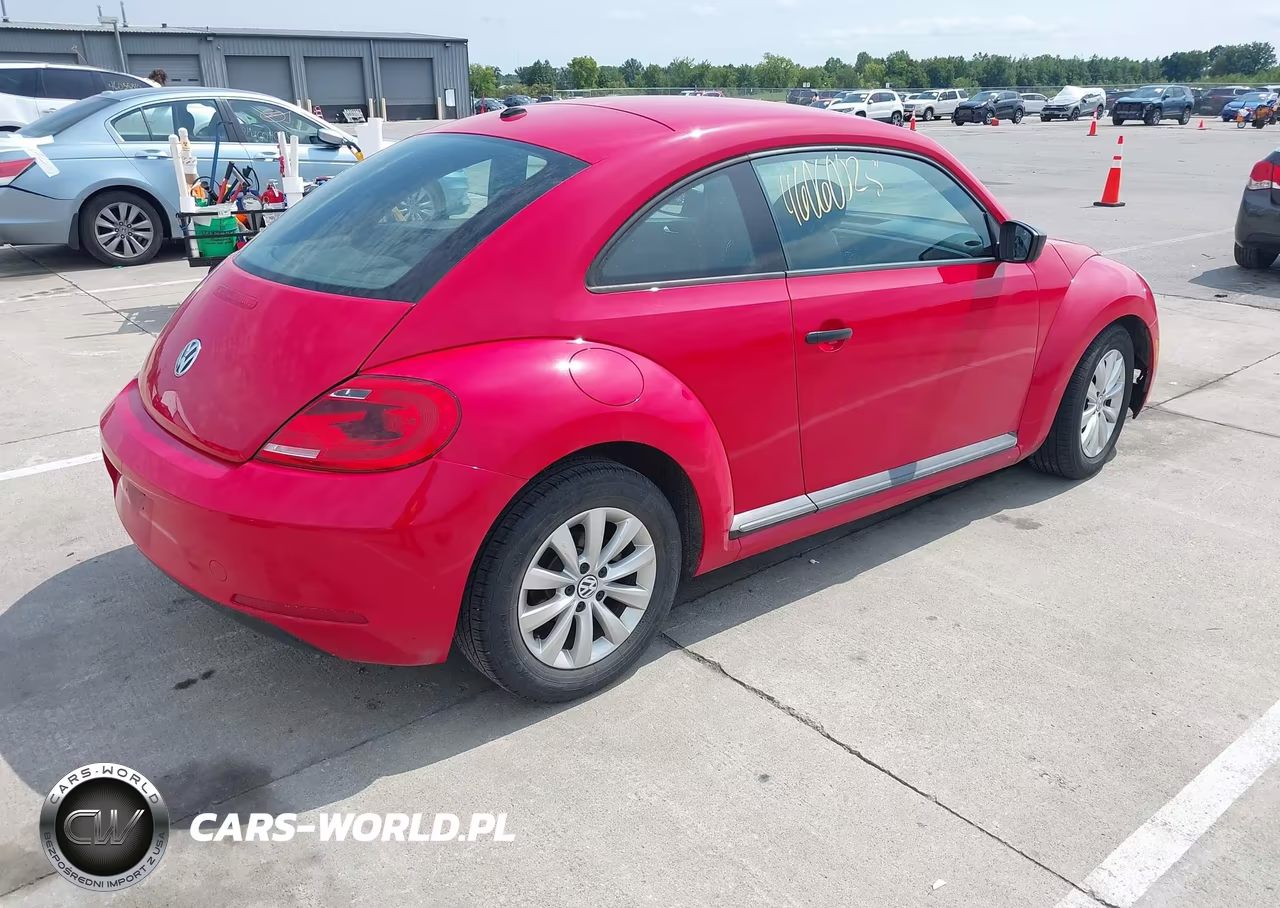 2013 Volkswagen Beetle 2.5L-2.5L Fender Edition VIN:3VWFP7AT1DM670308 - 4