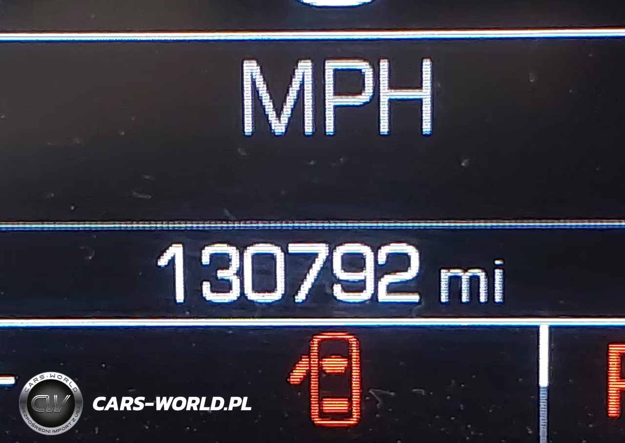 2018 Chevrolet Traverse Lt VIN:1GNERHKW1JJ143697 - 16