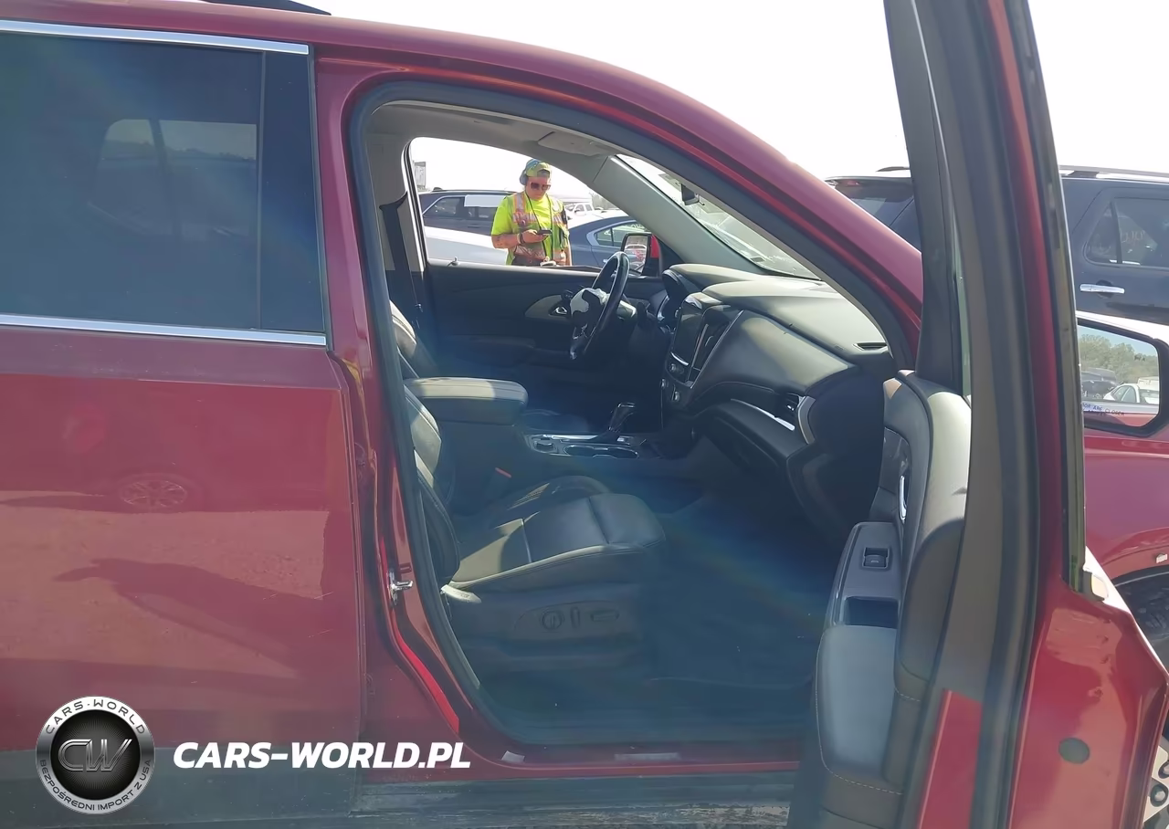 2018 Chevrolet Traverse Lt VIN:1GNERHKW1JJ143697 - 5