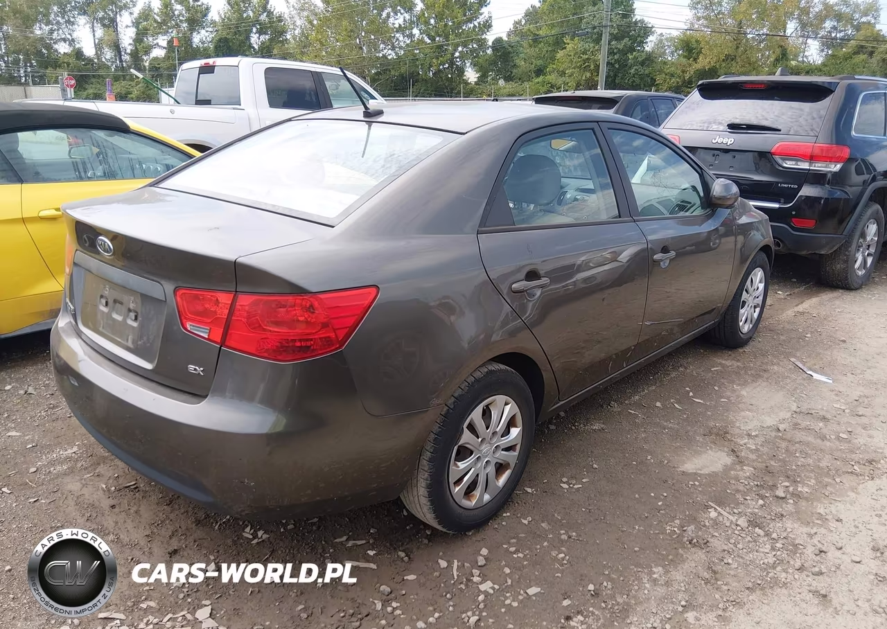2011 Kia Forte Ex VIN:KNAFU4A21B5886192 - 4