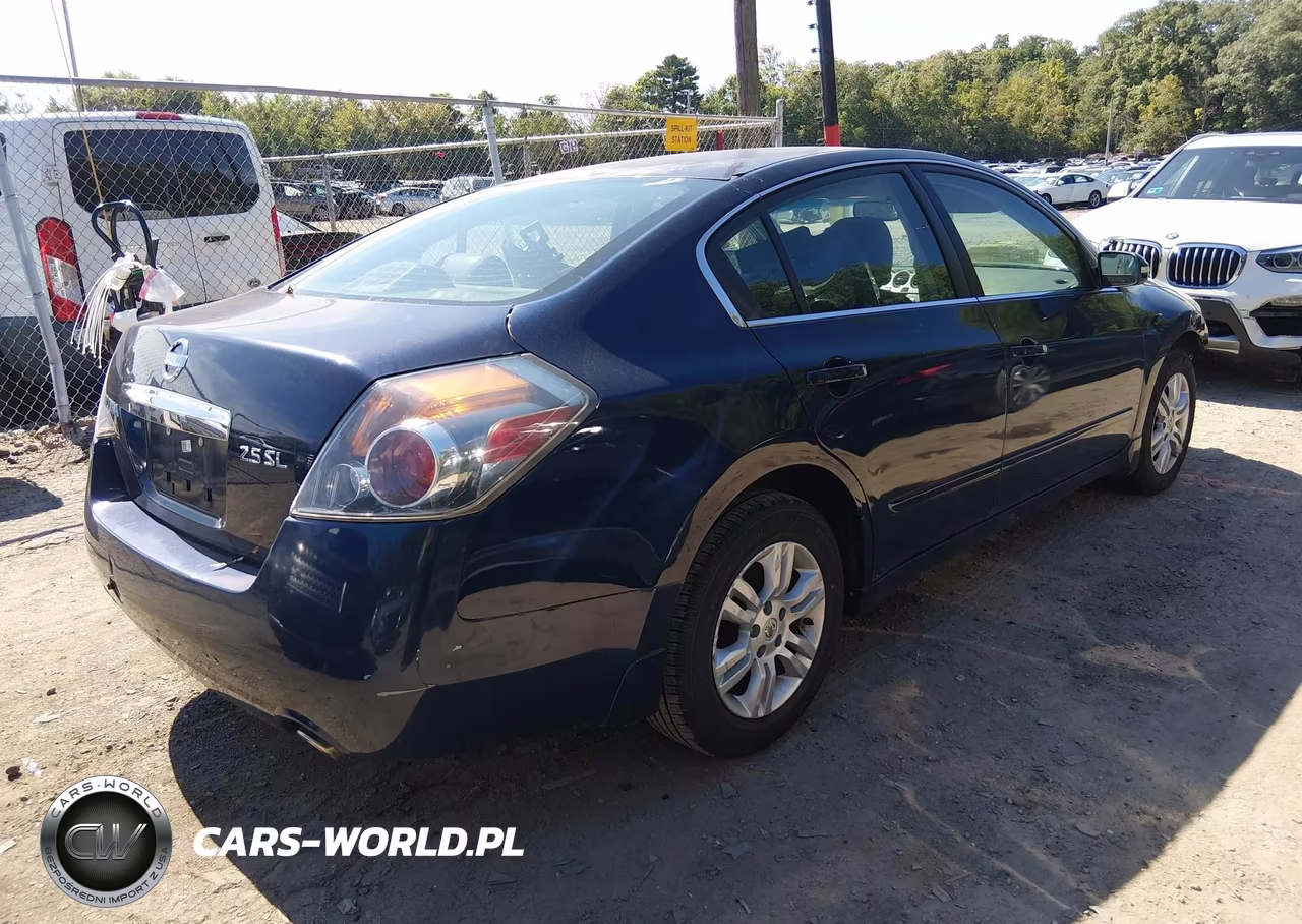 2010 Nissan Altima 2.5 S VIN:1N4AL2AP5AN495695 - 4