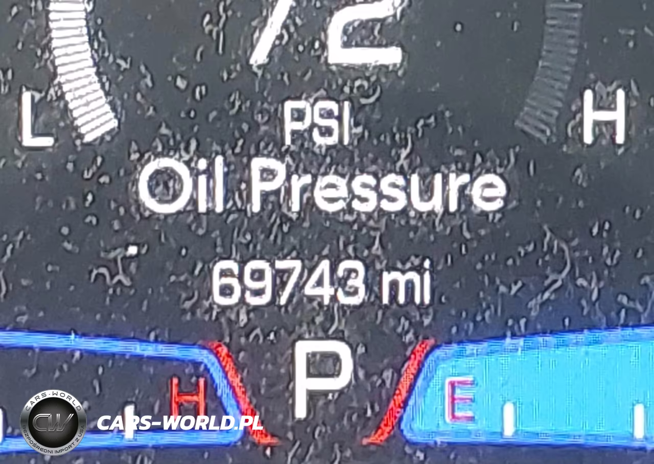 2019 Chrysler 300 Limited VIN:2C3CCAEG0KH606076 - 16
