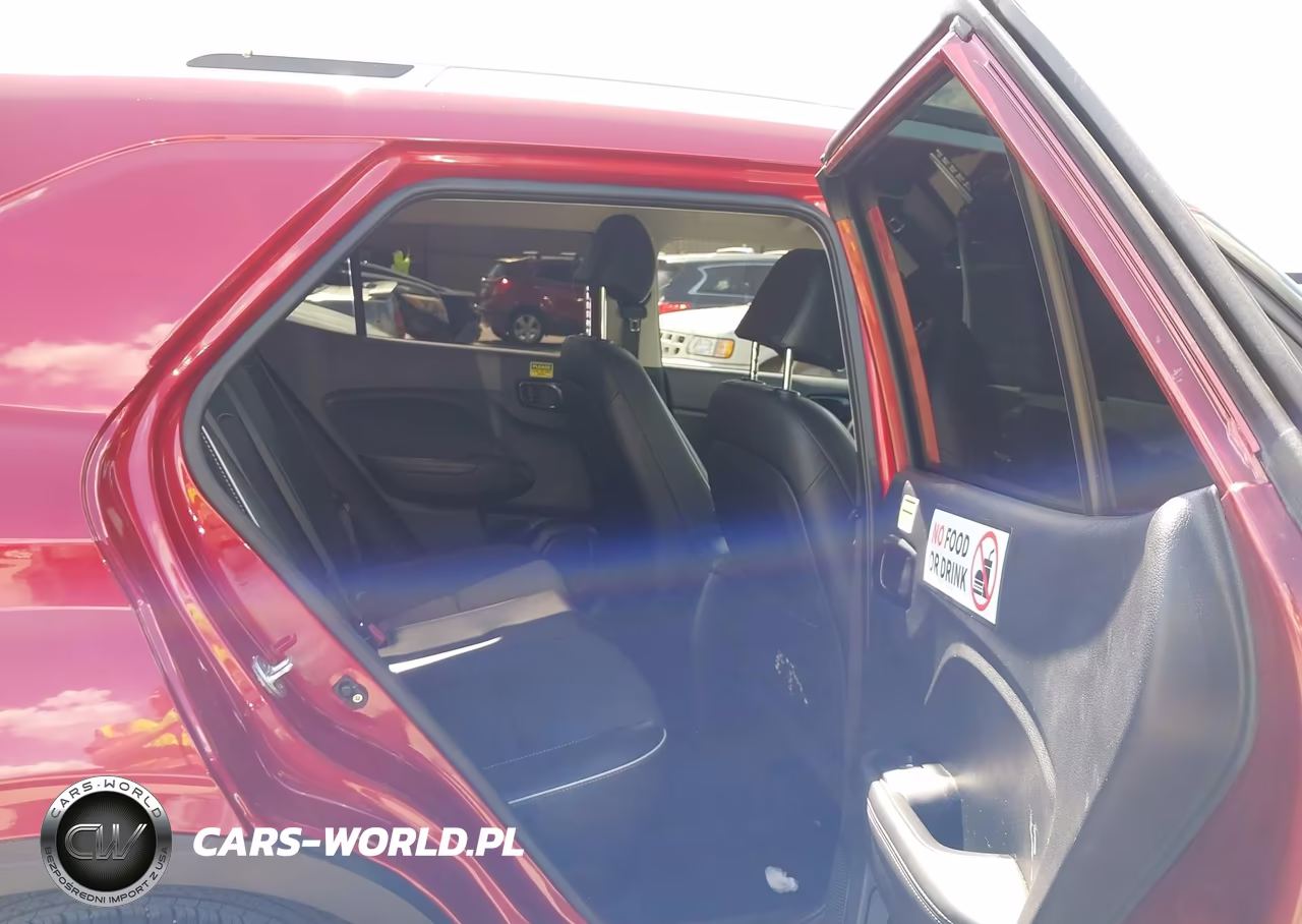 2022 Hyundai Venue Sel VIN:KMHRC8A32NU208009 - 8