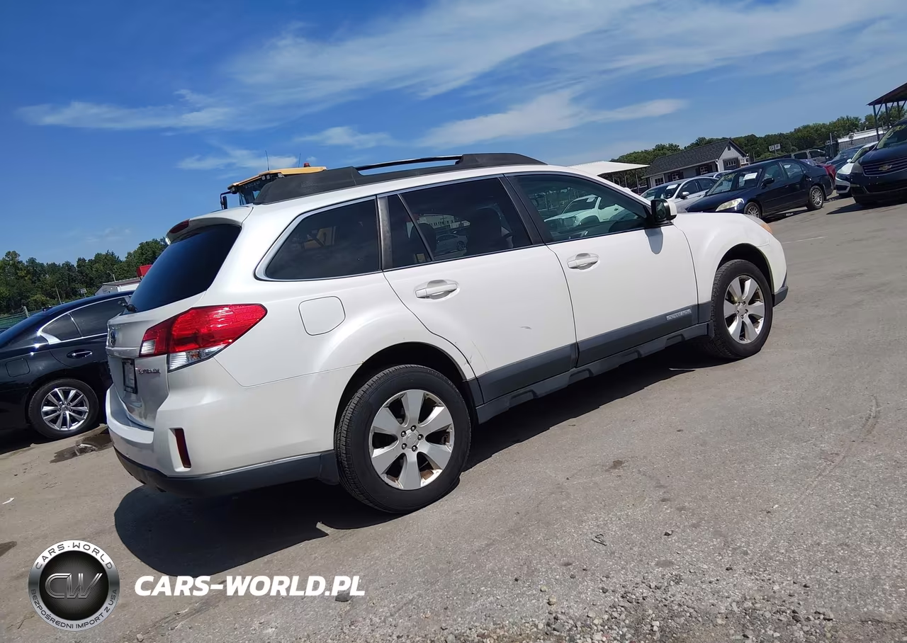 2010 Subaru Outback 2.5I Limited VIN:4S4BRCLC5A3350581 - 4