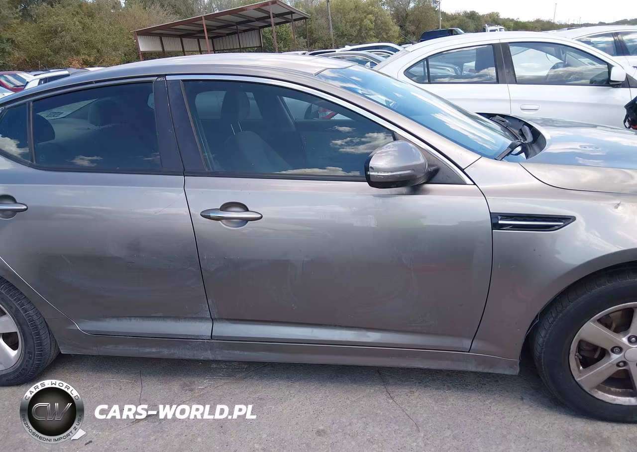 2015 Kia Optima Lx VIN:5XXGM4A70FG502441 - 13