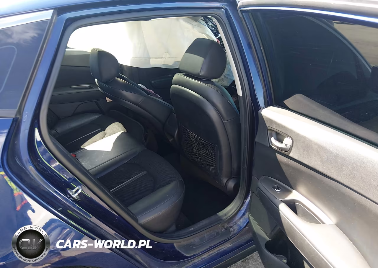 2019 Kia Optima S VIN:5XXGT4L30KG375438 - 8