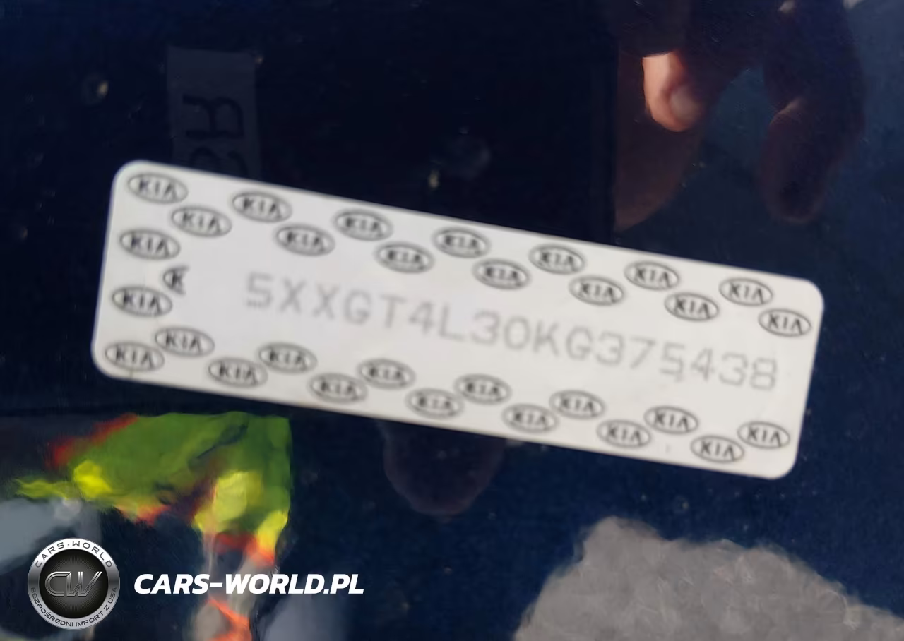 2019 Kia Optima S VIN:5XXGT4L30KG375438 - 9