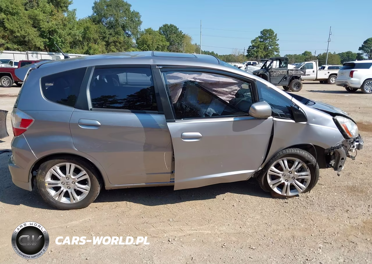 2009 Honda Fit Sport VIN:JHMGE88479S068527 - 18