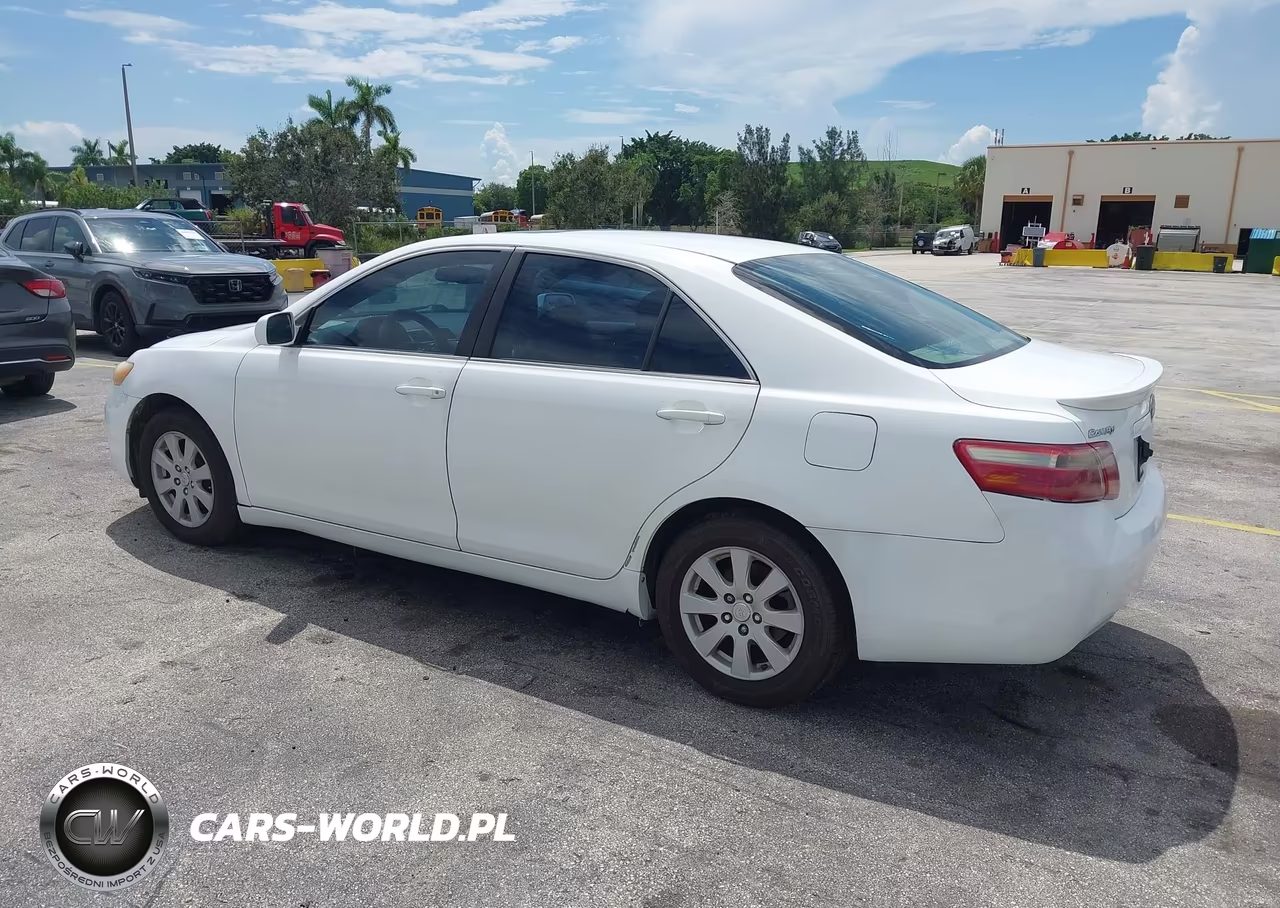 2007 Toyota Camry Xle VIN:4T1BE46K87U667360 - 3