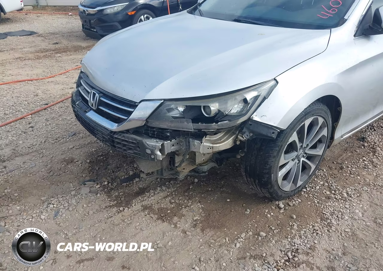 2015 Honda Accord Sport VIN:1HGCR2F52FA131615 - 18