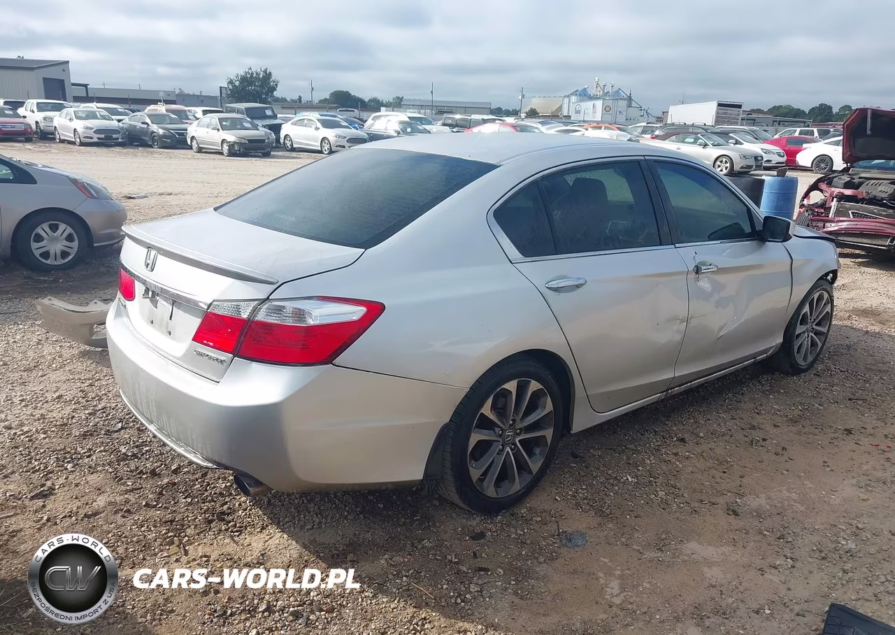 2015 Honda Accord Sport VIN:1HGCR2F52FA131615 - 4