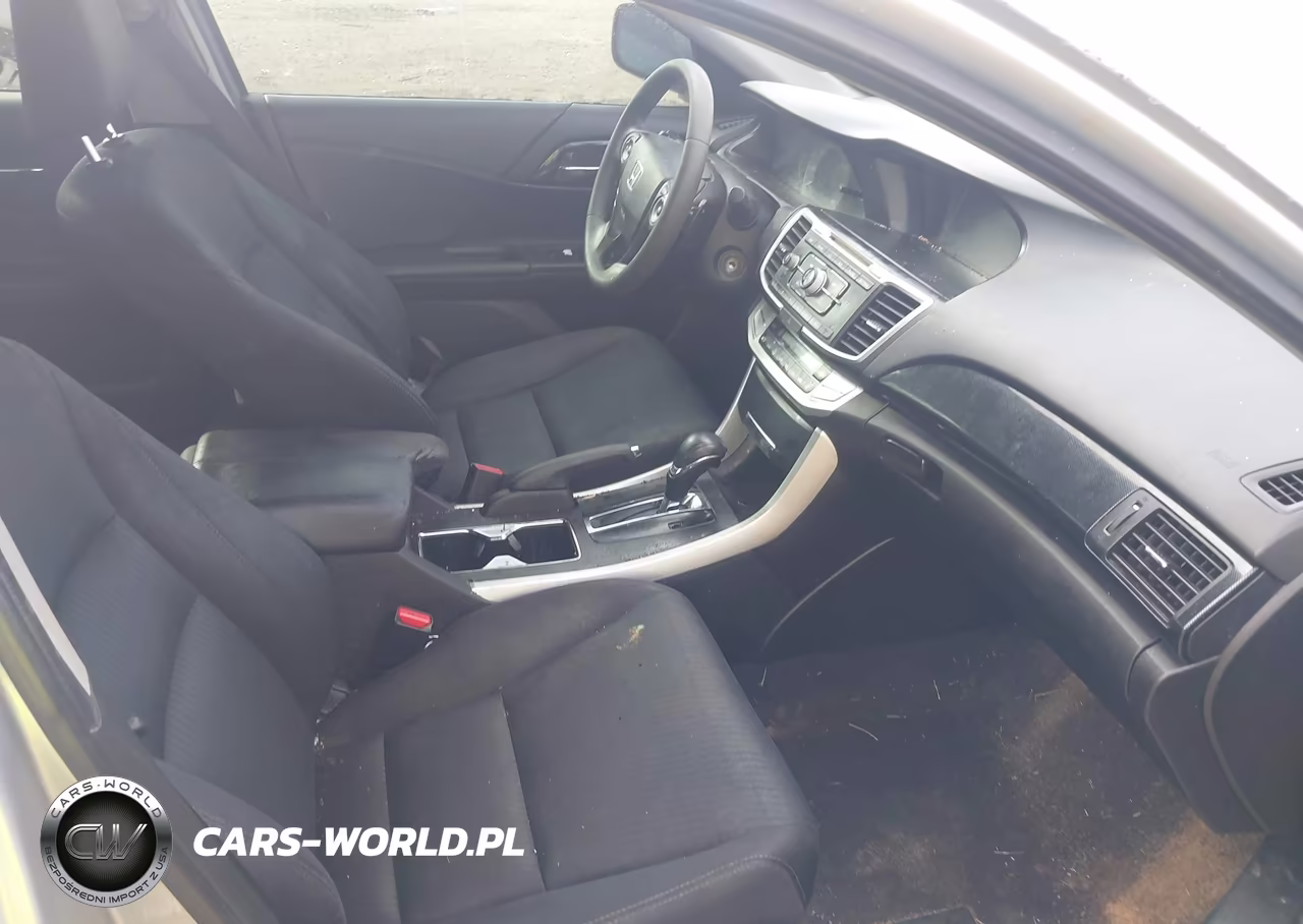 2015 Honda Accord Sport VIN:1HGCR2F52FA131615 - 5