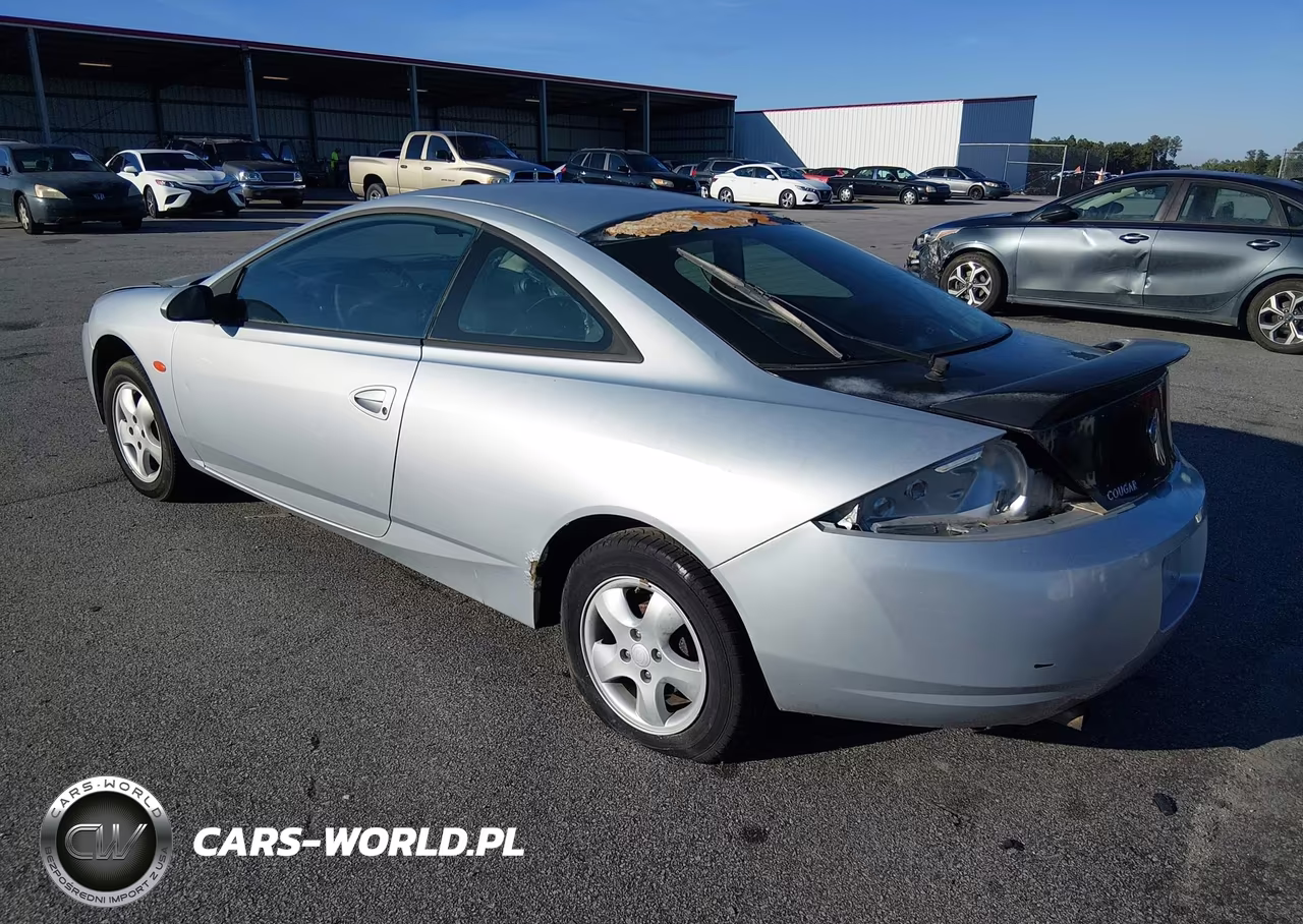 2000 Mercury Cougar V6 VIN:1ZWHT61L7Y5609857 - 3