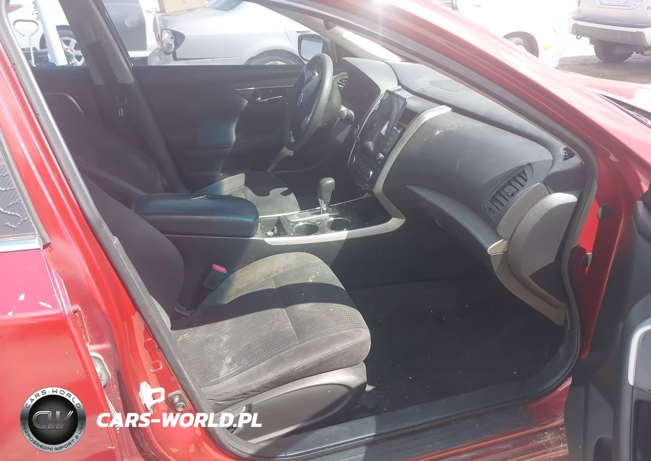 2014 Nissan Altima 2.5 S VIN:1N4AL3AP8EN341719 - 5