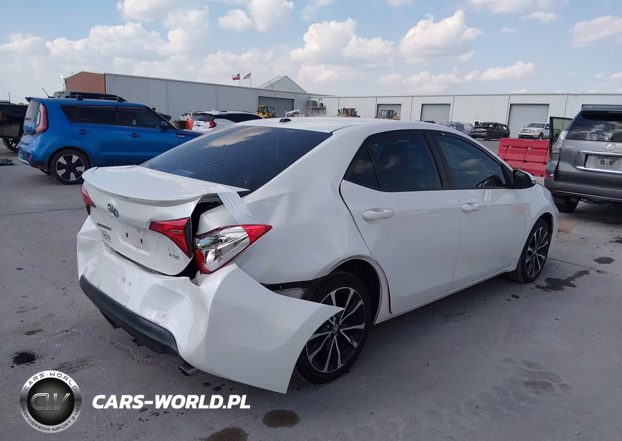 2019 Toyota Corolla Xse VIN:5YFBURHE5KP885872 - 12