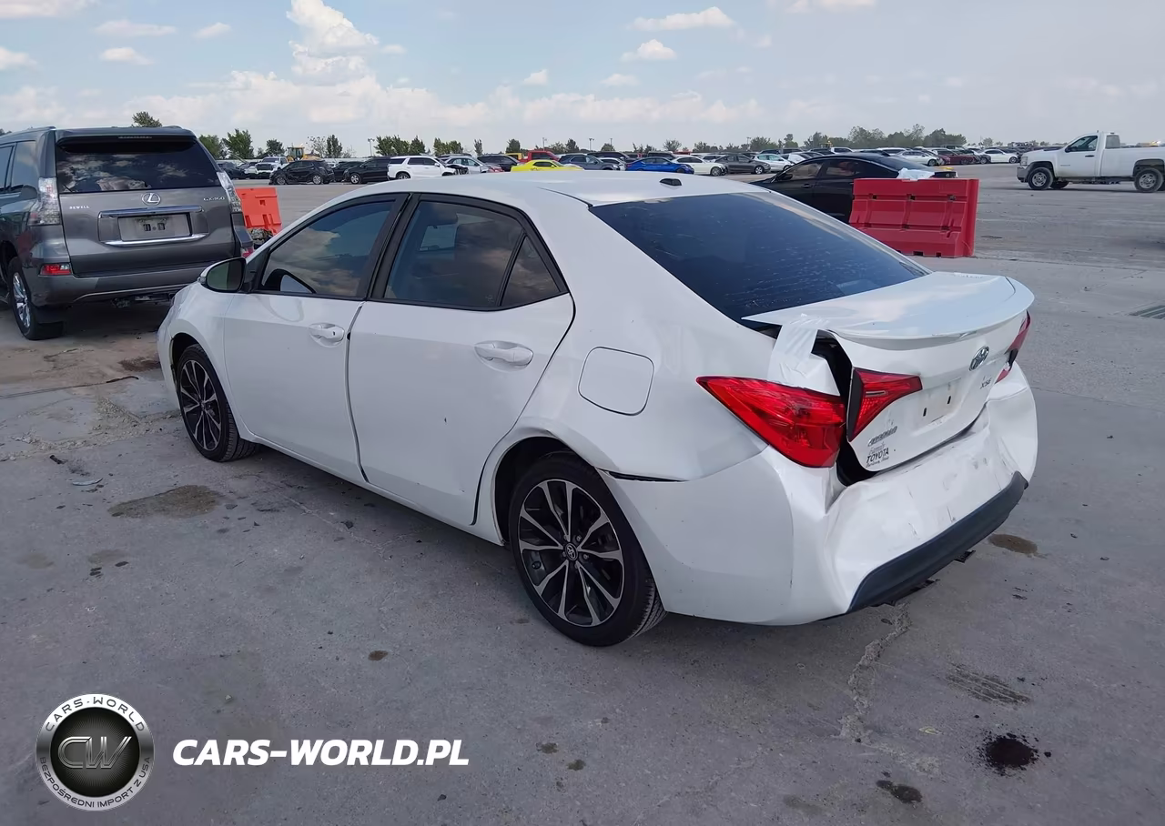 2019 Toyota Corolla Xse VIN:5YFBURHE5KP885872 - 3