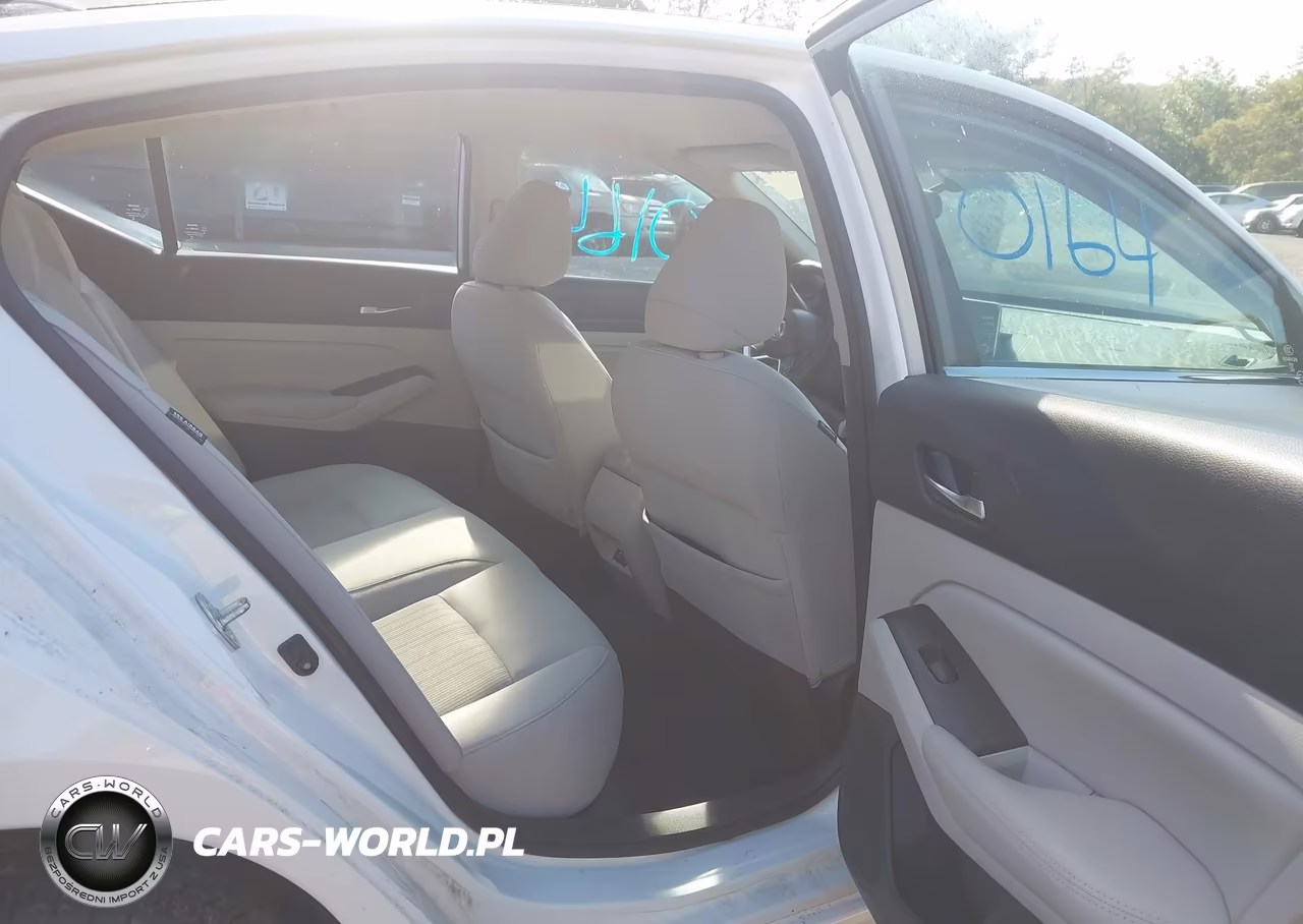 2019 Nissan Altima 2.5 S VIN:1N4BL4BW3KC168974 - 8