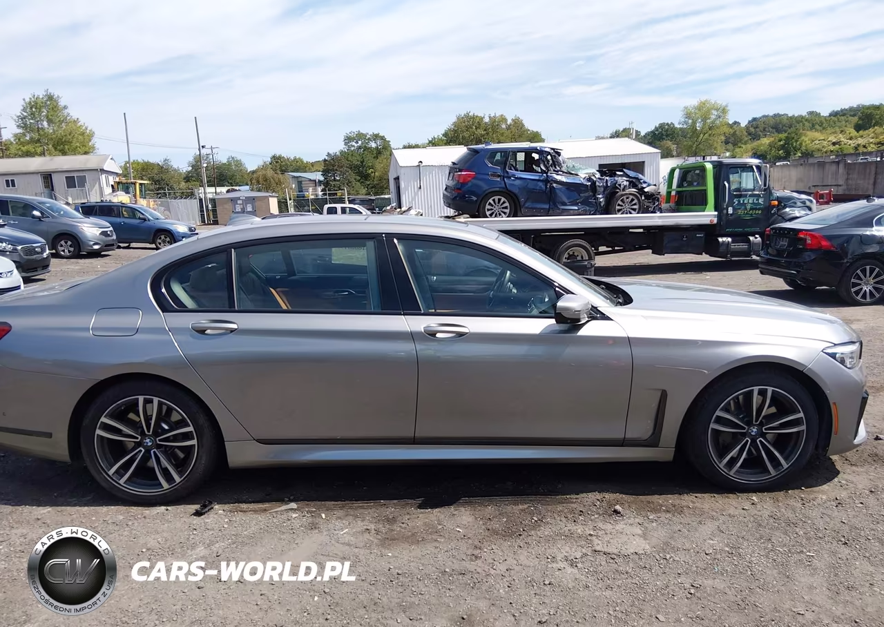 2021 BMW 750I xDrive VIN:WBA7U2C04MCF65379 - 13