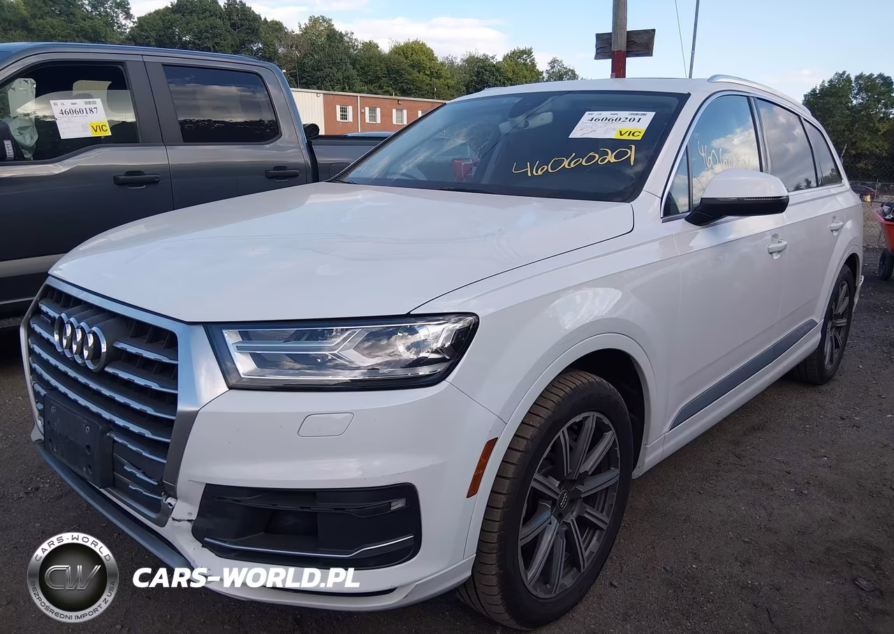 2017 Audi Q7 3.0T Premium VIN:WA1LAAF76HD000071 - 2