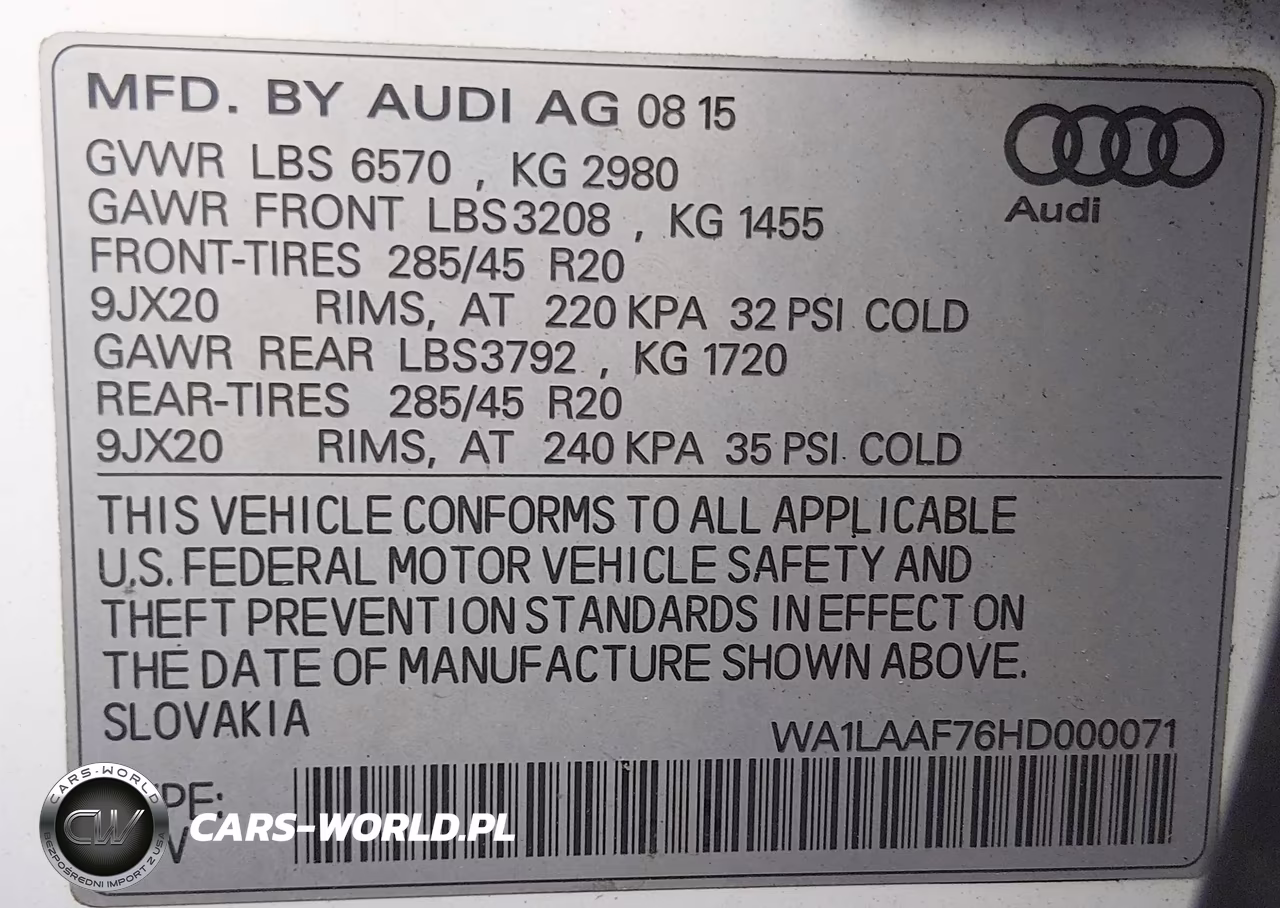 2017 Audi Q7 3.0T Premium VIN:WA1LAAF76HD000071 - 9