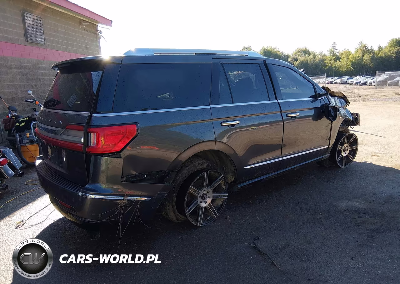 2018 Lincoln Navigator Reserve VIN:5LMJJ2LT2JEL14894 - 4