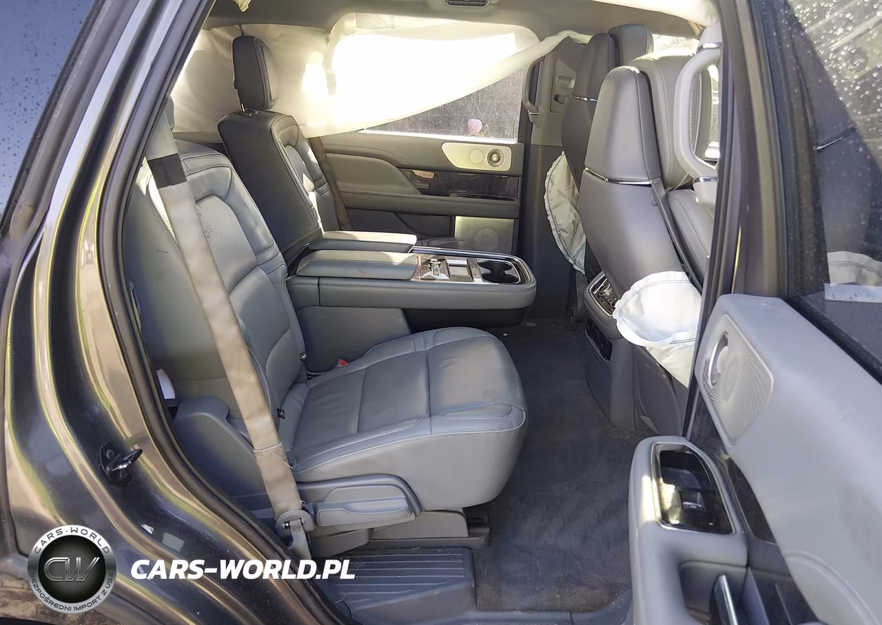 2018 Lincoln Navigator Reserve VIN:5LMJJ2LT2JEL14894 - 8