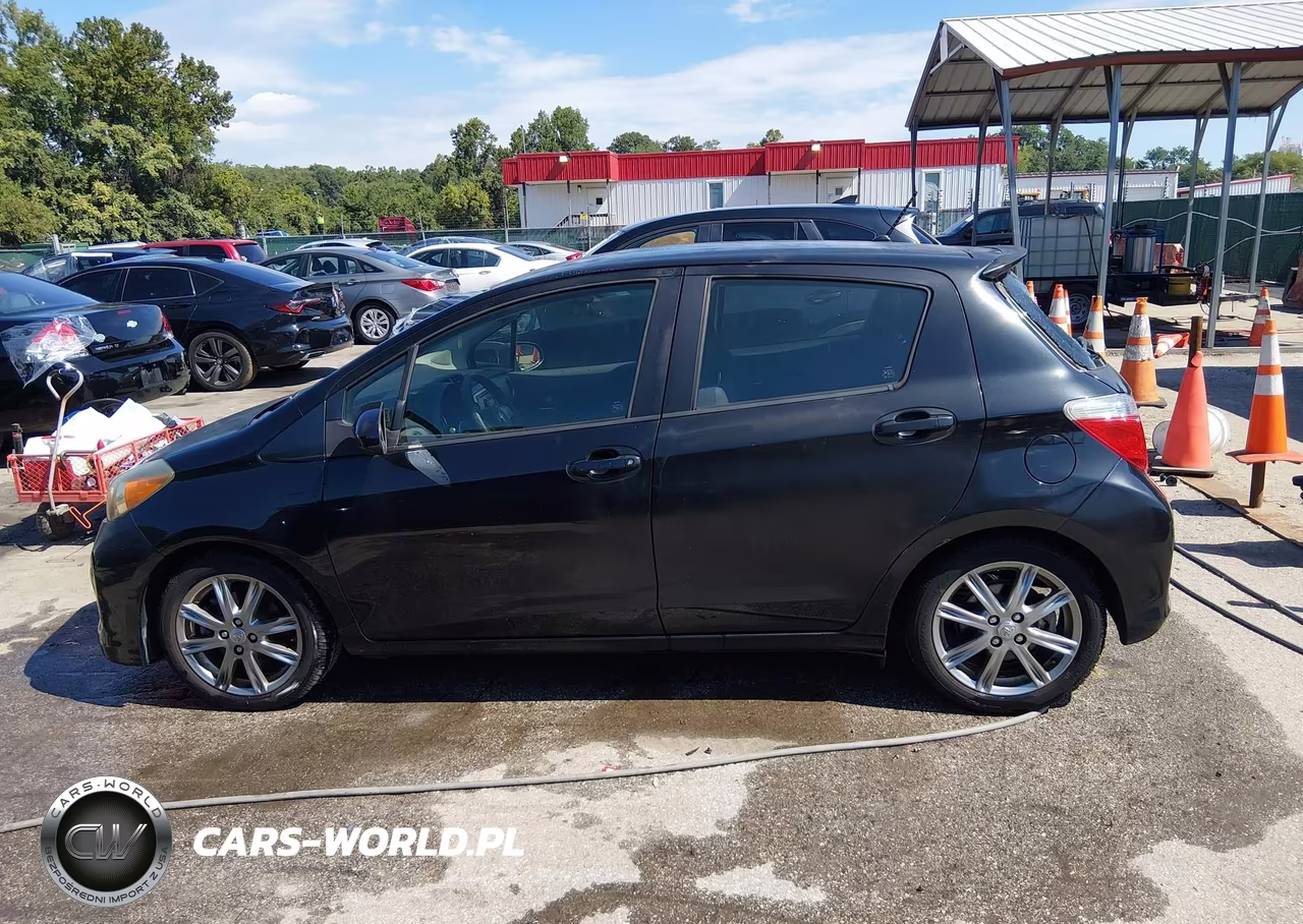 2014 Toyota Yaris Se (Tmc-Cbu Plant) VIN:JTDKTUD30ED584556 - 14