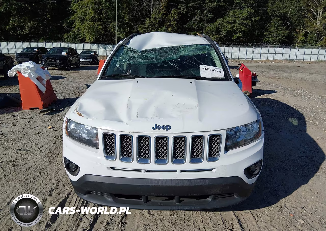 2016 Jeep Compass Latitude VIN:1C4NJDEB5GD773053 - 13