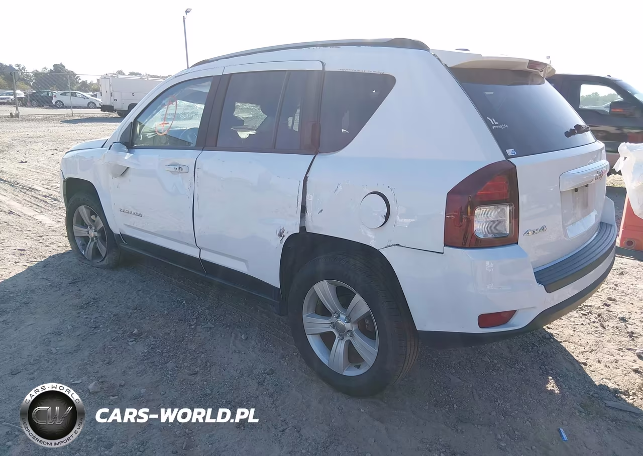 2016 Jeep Compass Latitude VIN:1C4NJDEB5GD773053 - 3
