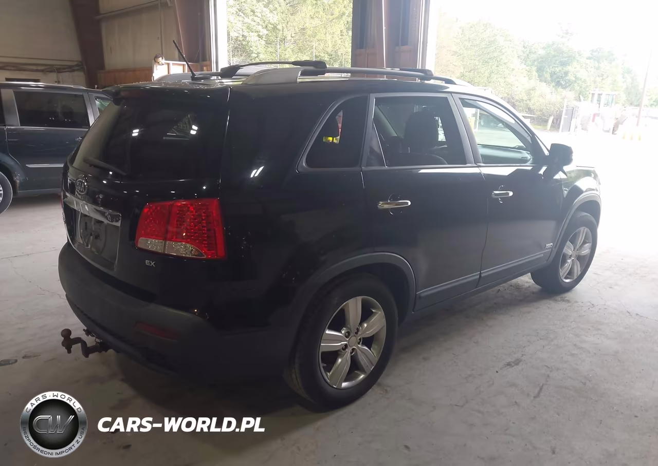 2013 Kia Sorento Ex VIN:5XYKUDA65DG313388 - 4