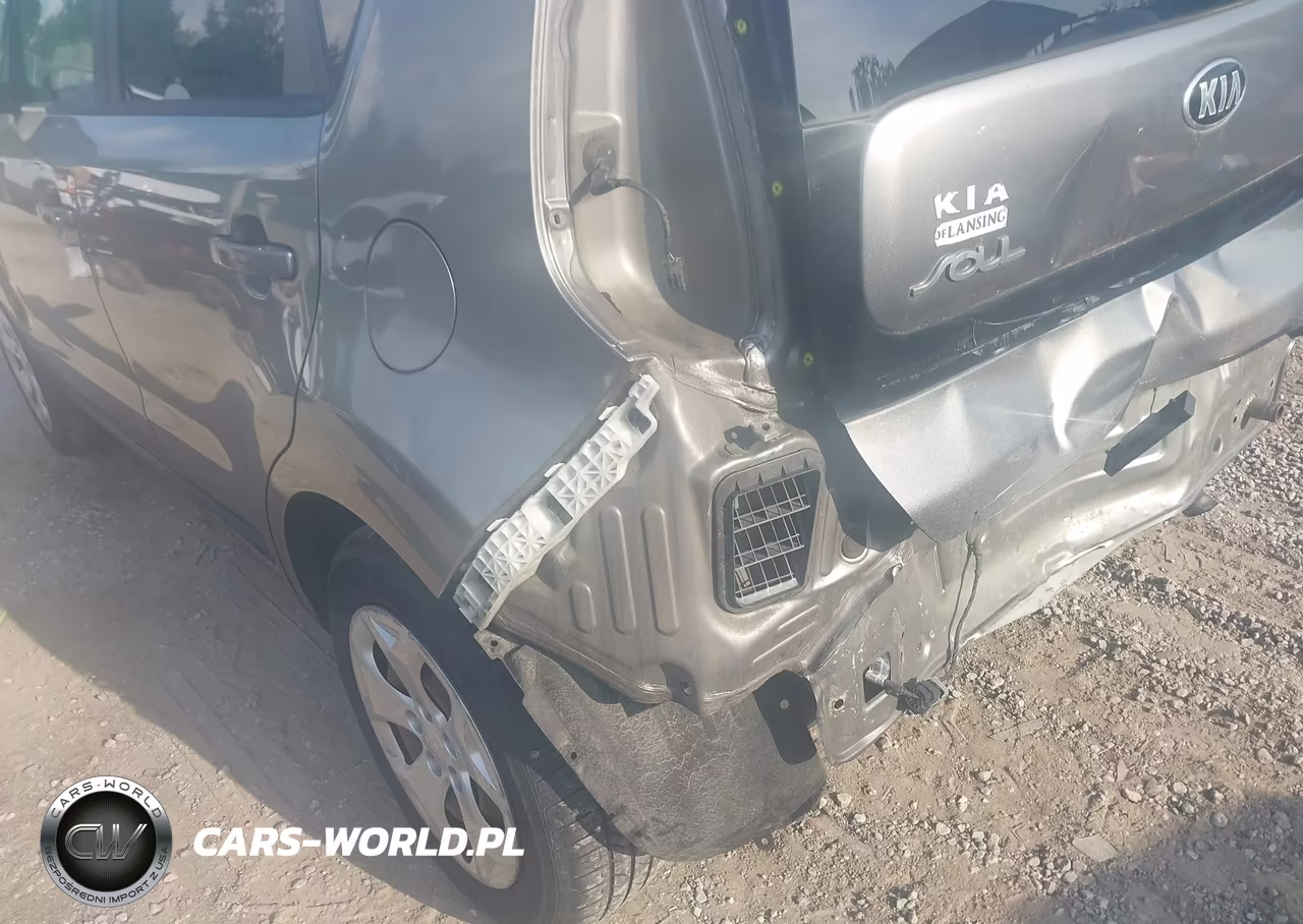 2015 Kia Soul VIN:KNDJN2A25F7227914 - 13