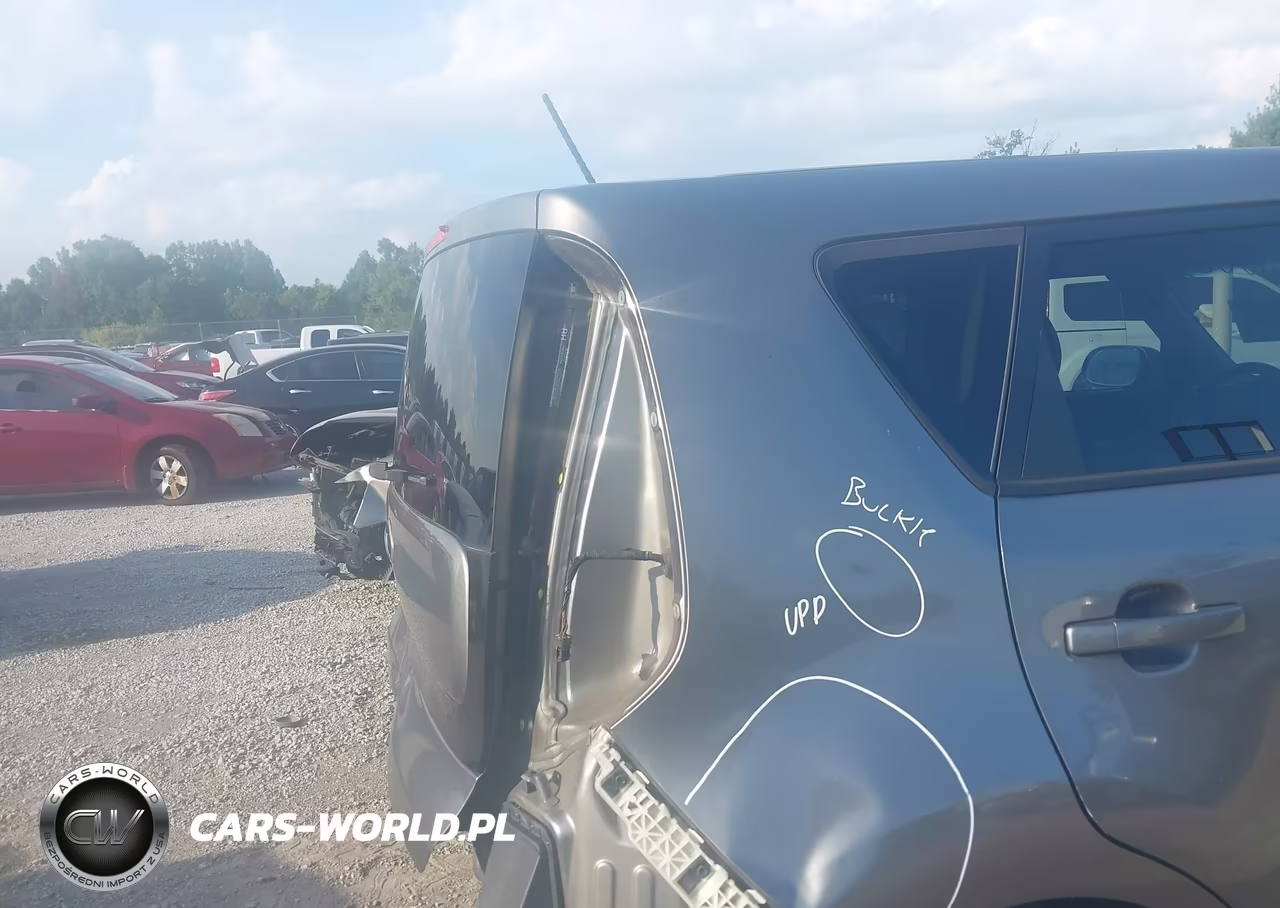 2015 Kia Soul VIN:KNDJN2A25F7227914 - 16