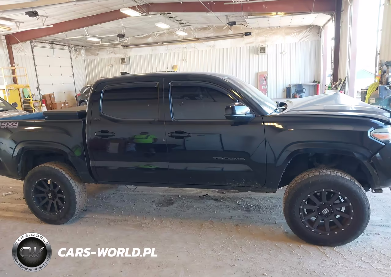 2016 Toyota Tacoma Sr5 V6 VIN:3TMCZ5AN3GM008515 - 13