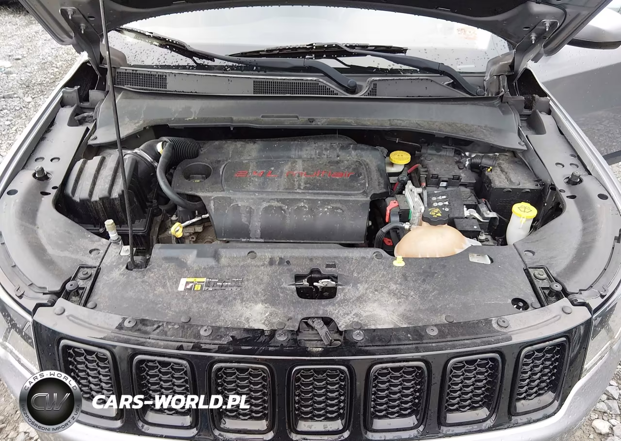 2018 Jeep Compass Altitude 4X4 VIN:3C4NJDBB4JT316305 - 10