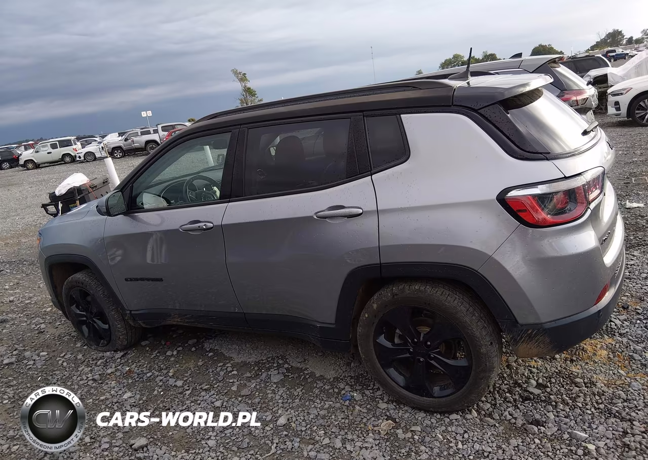 2018 Jeep Compass Altitude 4X4 VIN:3C4NJDBB4JT316305 - 14