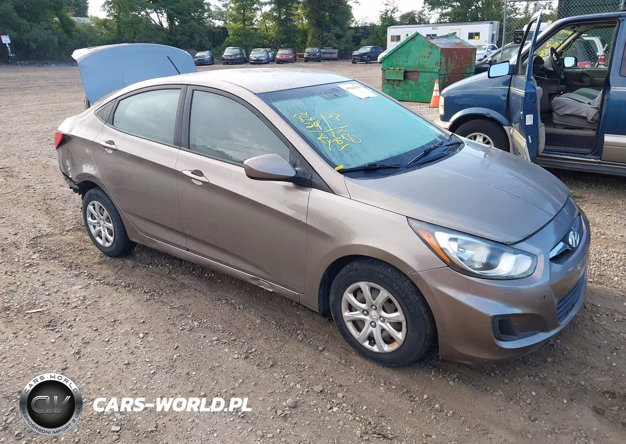 2014 Hyundai Accent Gls VIN:KMHCT4AE1EU685692 - 1
