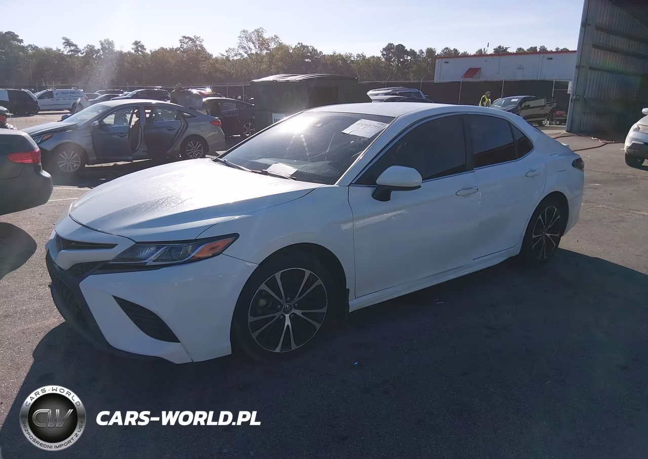 2018 Toyota Camry Se VIN:JTNB11HK0J3070109 - 2